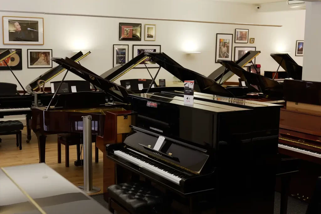 Grand Piano vs Upright Piano