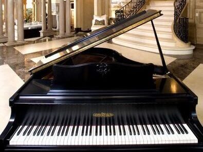 Grand vs upright piano sound